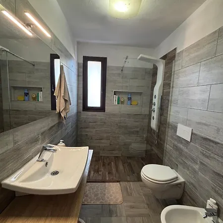 Brezza Del Mare House * La Caletta